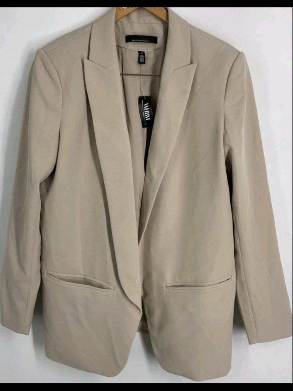 White House Black Market Biscotti Blazigan  Pockets Peak Lapel Women's Sz 14 NWT